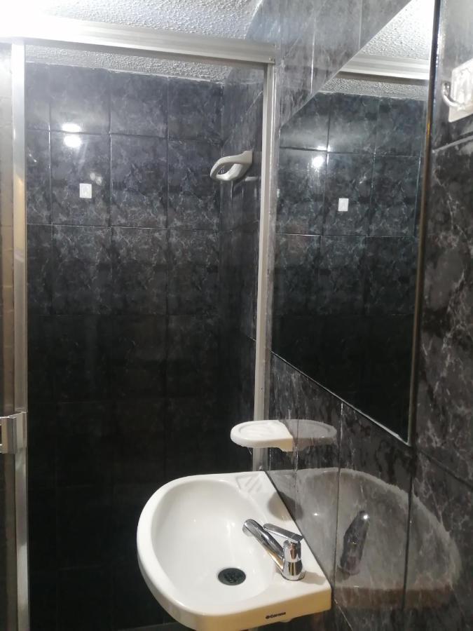 Habitacion Privada Cerca Al Aeropuerto Y Terminal Bogotá Extérieur photo
